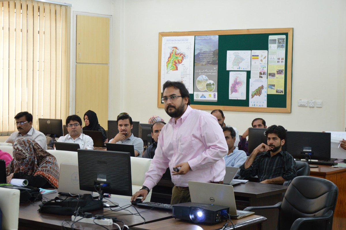 pmdgov's tweet photo. #Downscaling on #GCM #FutureProjection #Climate #Pakistan #COP21 #COP #climatechange #RIMES #data at #PMD #modelling https://t.co/UfQsdpivEG