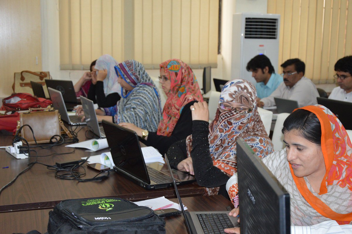 pmdgov's tweet photo. #Downscaling on #GCM #FutureProjection #Climate #Pakistan #COP21 #COP #climatechange #RIMES #data at #PMD #modelling https://t.co/dnRDWVIjdw