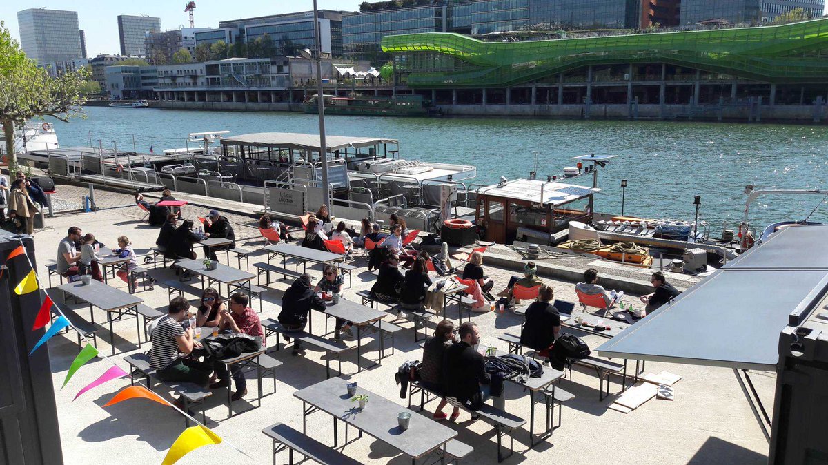 lebarapapa's tweet photo. @lebarapapa est ouvert! #sunshine #Seine #Paris https://t.co/PrjBxWtKBk