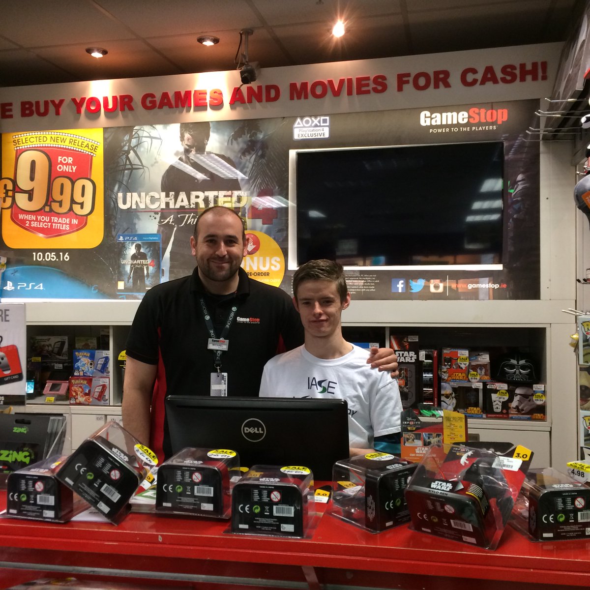 DungarvanSC's tweet photo. Job shadow Day at Dungarvan Shopping Centre https://t.co/XgzjOS3eT7