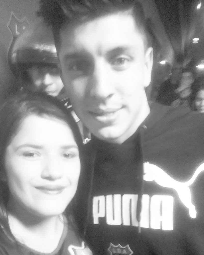 yuliEscobar1428's tweet photo. @14CMeneses Con el mejor lateral izquierdo Crack#14 https://t.co/b0gomO9XxJ
