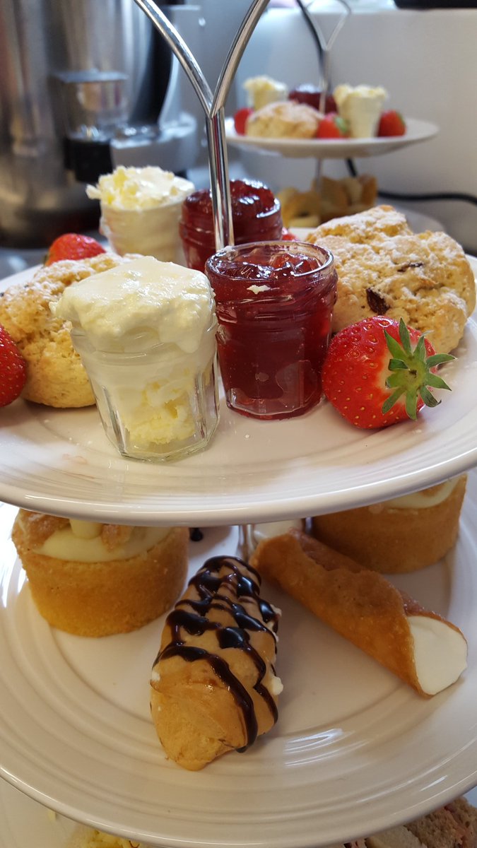 hallfarmshop's tweet image. Have a run on afternoon teas, must be the weather! @TasteCheshire @SimplyStaffs