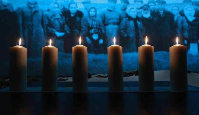 ECJCommunities's tweet photo. Today is #YomHaShoah: we remember the victims of the greatest crime of man against man. #HolocaustRemembranceDay https://t.co/PXTLxrxpXq