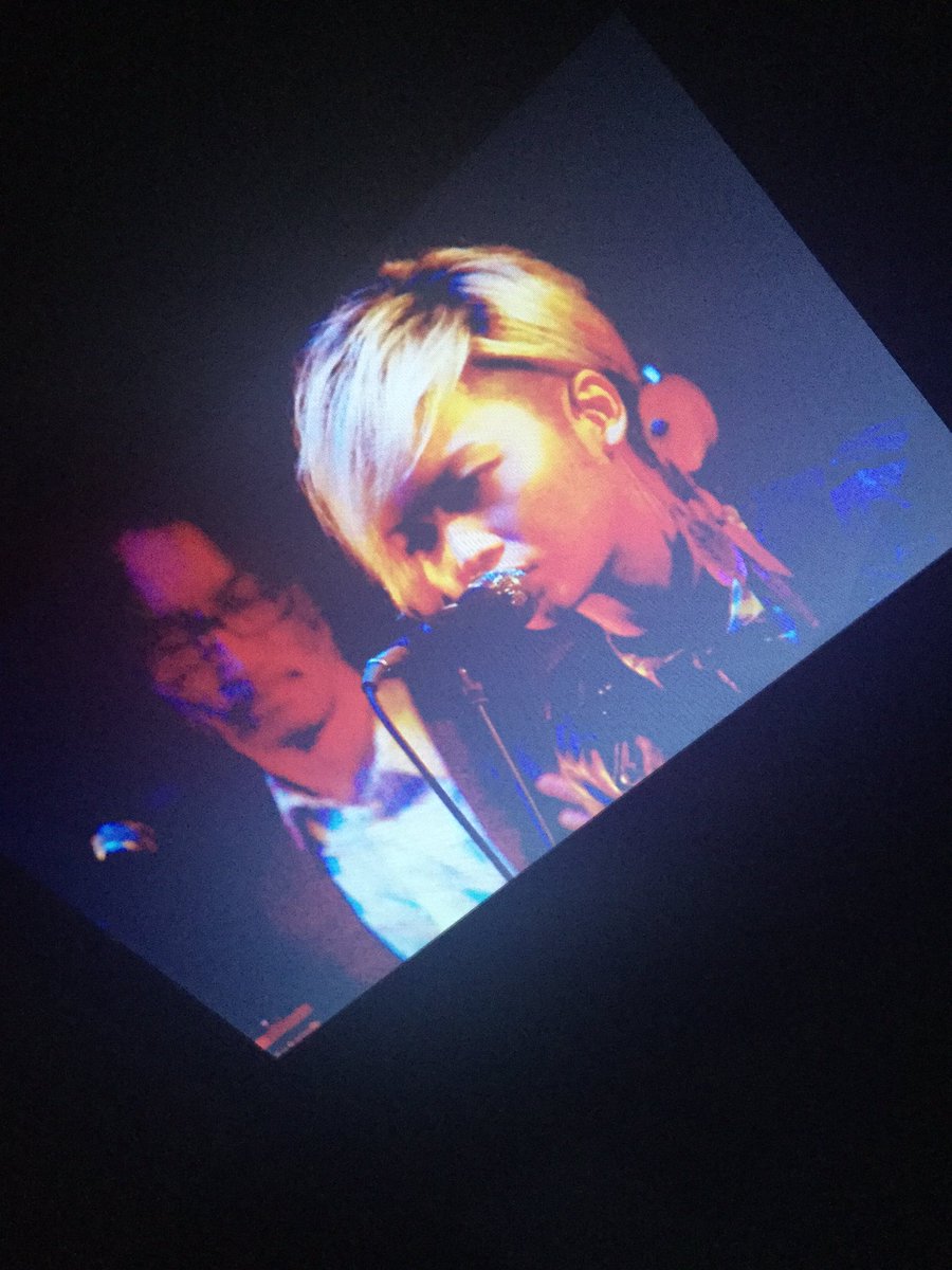 Loving_326_YUI's tweet photo. 鑑賞中 🌷 https://t.co/aeNNfwMPIb