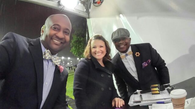 DRoseTV's tweet photo. We are talking all things Derby fashion with @styleiconimage #GMKBackside https://t.co/xNKR9yYKUa