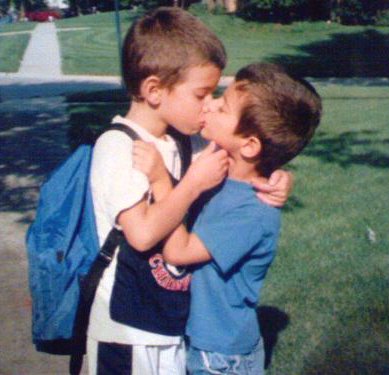 Girl make out with boy Girl make out with boy