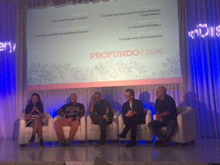 DiscoveryenESP's tweet photo. Creative panel of top Mexican creative agencies at #profundo16 https://t.co/RwEo3gHX8I