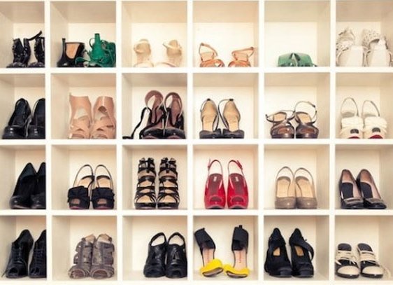 LoveShoeCall's tweet photo. You're about to have a shoecall. Click here: https://t.co/RnwIzaWlYi https://t.co/Nfgu4NTttn