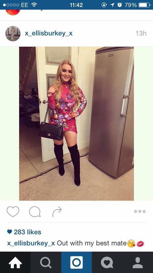BritishScumbags's tweet photo. When your best mate is a 6'2 hotpoint fridge https://t.co/GWZg1yUt7f