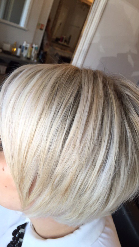 RainerCouture's tweet photo. @OlaplexUK has been rocking the salon today for more Info call 01493602260 https://t.co/5WPceWJiuC