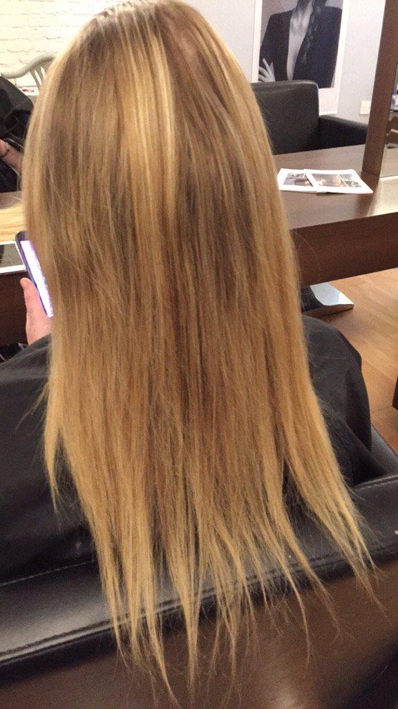 RainerCouture's tweet photo. @OlaplexUK rocking the salon today for more info call 01493602260 https://t.co/sYqHbwESjN