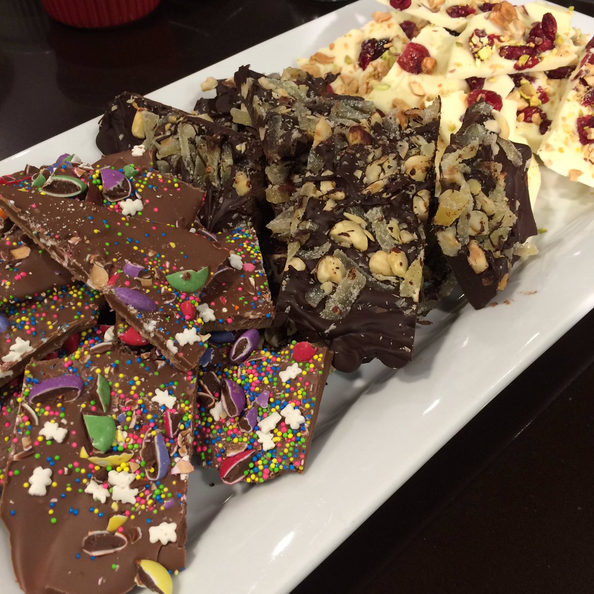 RitornoOakville's tweet photo. We're in the kitchen making a sweet treat with Frank and Justin Longo! @LongosMarkets @CogecotvHalton https://t.co/4oGmn3OyIf