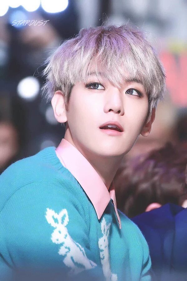 ByunBaekhyunID's tweet photo. Happy birthday!!!! Always number 1 in our heart❤ #HappyBaekhyunDay https://t.co/zCL43HhYh9