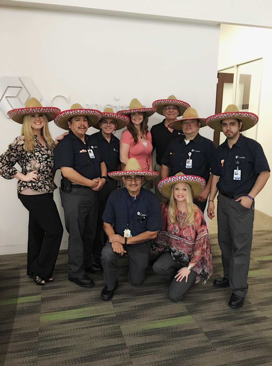 HeartOfTheBlvd's tweet photo. Happy #CincoDeMayo from the Cousins team at #PostOakCentral https://t.co/TzNDWdoukz