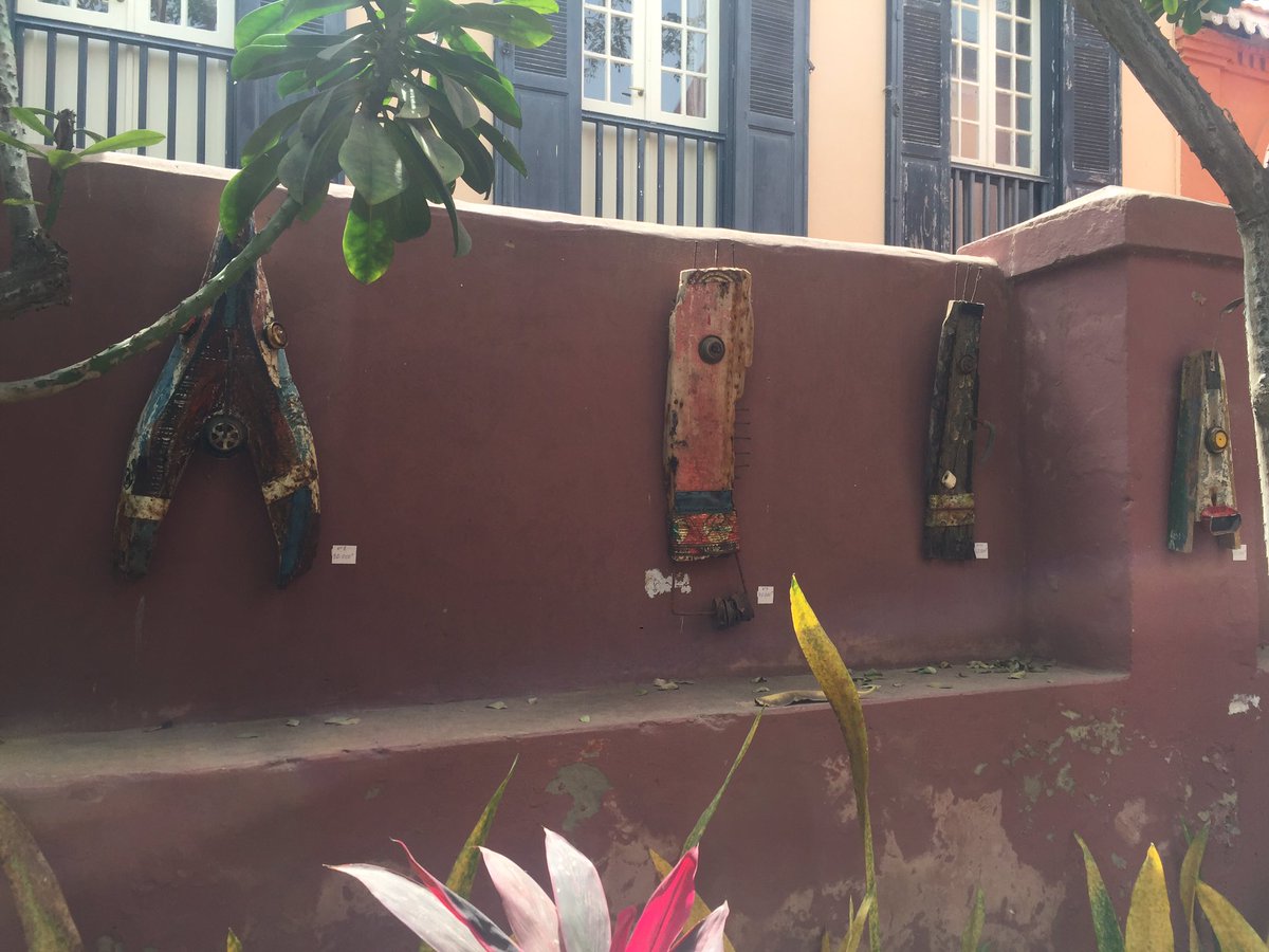 artyliving's tweet photo. The art of Djibril Sagna, Dak'ArtOff at Goree Island #DakarDiaries #dakartbiennale #TempleTrips https://t.co/aPcopPH0g6