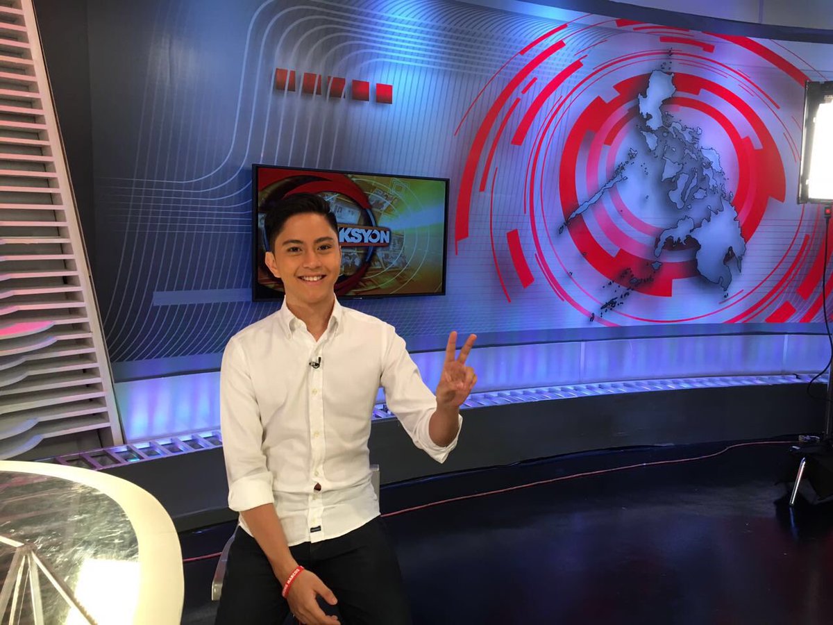 bongbongmarcos's tweet photo. [Team BBM] Tune in to TV5 and catch the interview of @sandromarcos7! #BBM4VP https://t.co/q5Zjnmtgeh