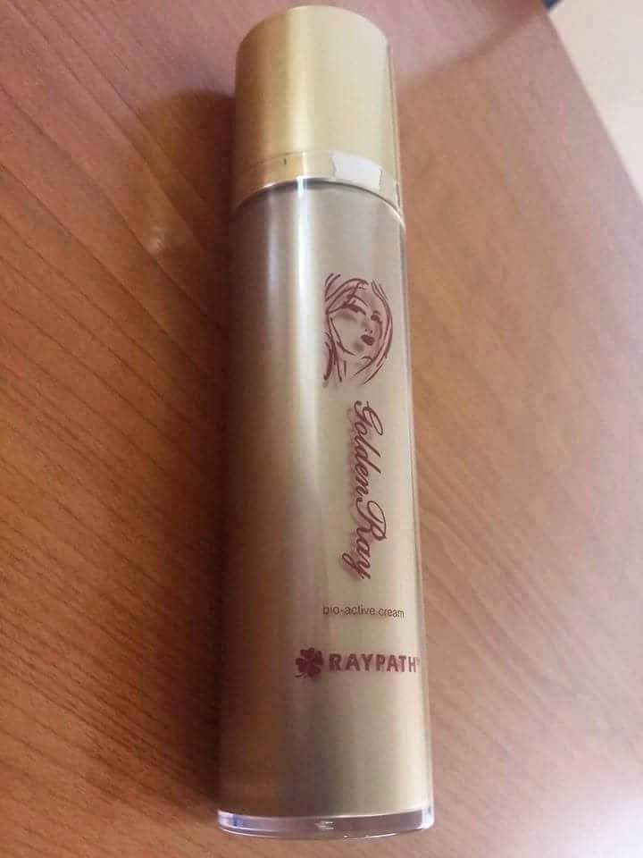 raypathraypath's tweet image. RAYPATH KREMA GOLDENRAY
Samo savršeno čista koža iskoristiti će kozmetičko sredstvo na istinski vrijedan način.