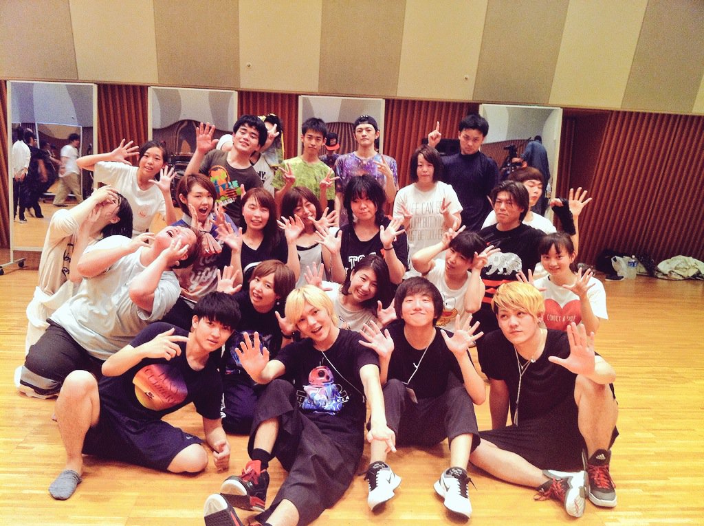 O Xrhsths ギア Ginyuforce ギニュ Sto Twitter 改めて Nkds ヲタ芸枠参加してくれた皆さんありがとうございました 撮影後観てくれた人が感動したと言ってくれたのがとても嬉しかった こんな人数でヲタ芸できることなかなかないよほんと 動画完成まで O Xrhsths ギア Ginyuforce ギニュ Sto Twitter 改めて Nkds ヲタ芸枠参加してくれた皆さんありがとうございました 撮影後観てくれた人が感動したと言ってくれたのがとても嬉しかった こんな人数でヲタ芸できることなかなかないよほんと 動画完成まで