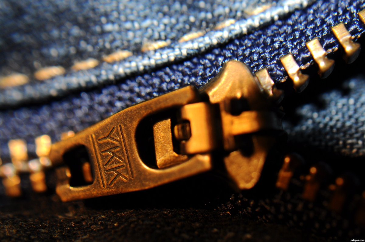 BrandTwoThree's tweet image. ¿Por qué pone YKK en las cremalleras? brandtwothree.com/2016/05/05/por…