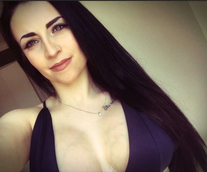 YourGodDanielle tweet picture