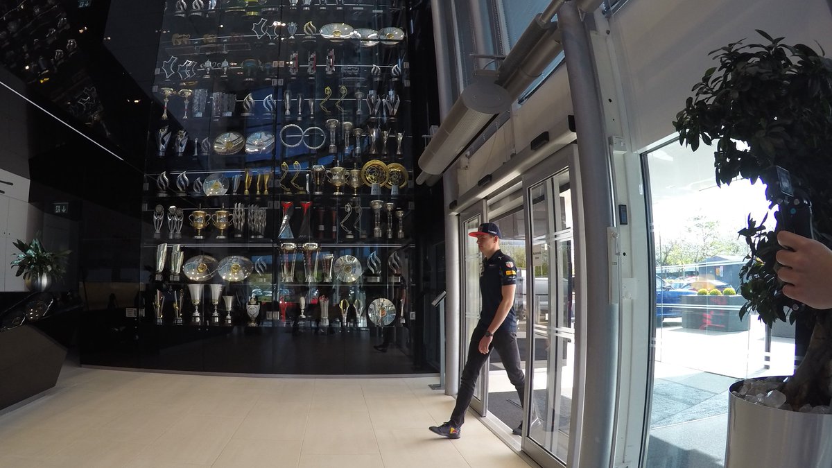 Max at the factory this morning to say hello to the boys. Busy week for the Team ahead of the #SpanishGP. 🇪🇸 #F1