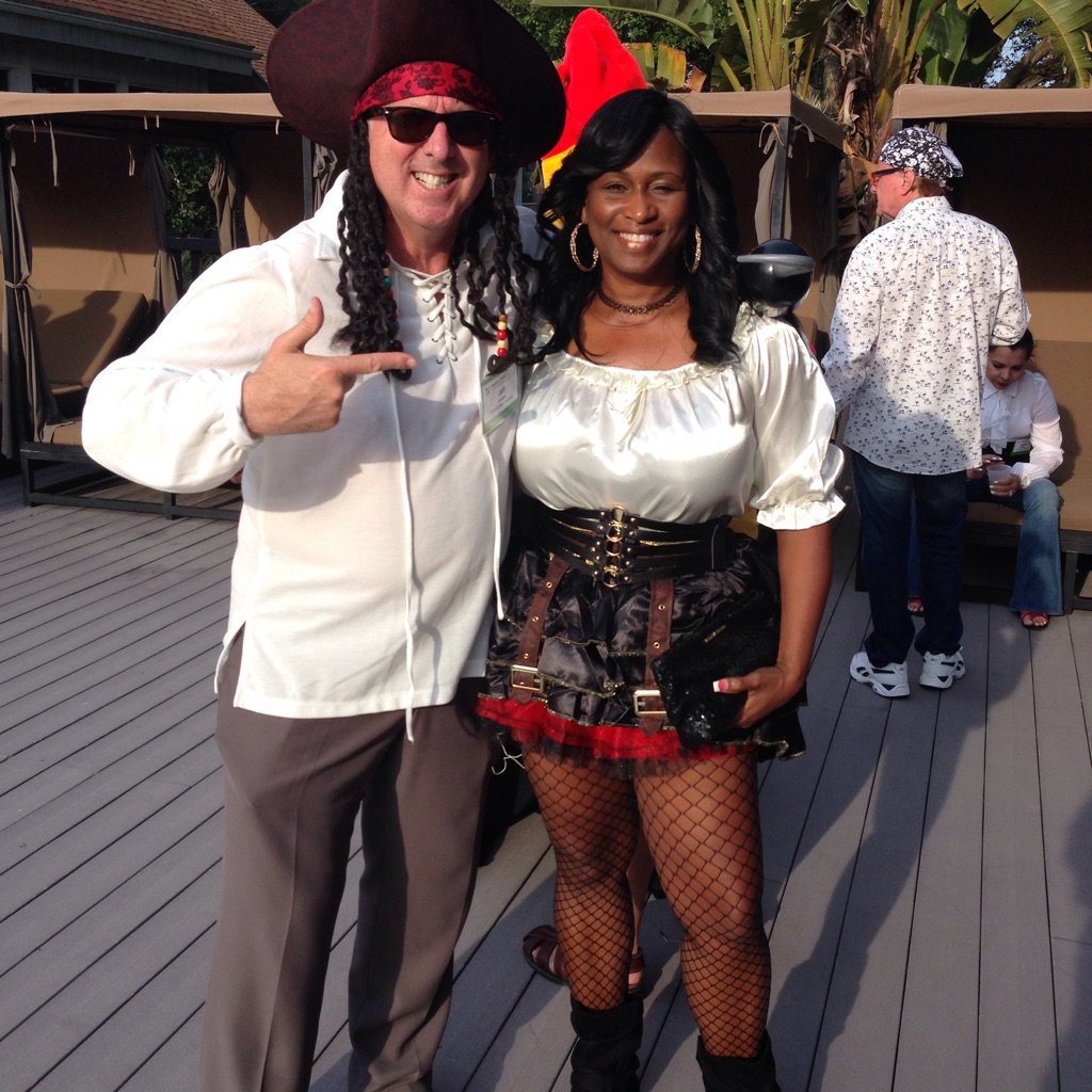 jeff_adam's tweet photo. It's a pirates life  #AvoyaConf2016 @ https://t.co/DmZIKssAfR