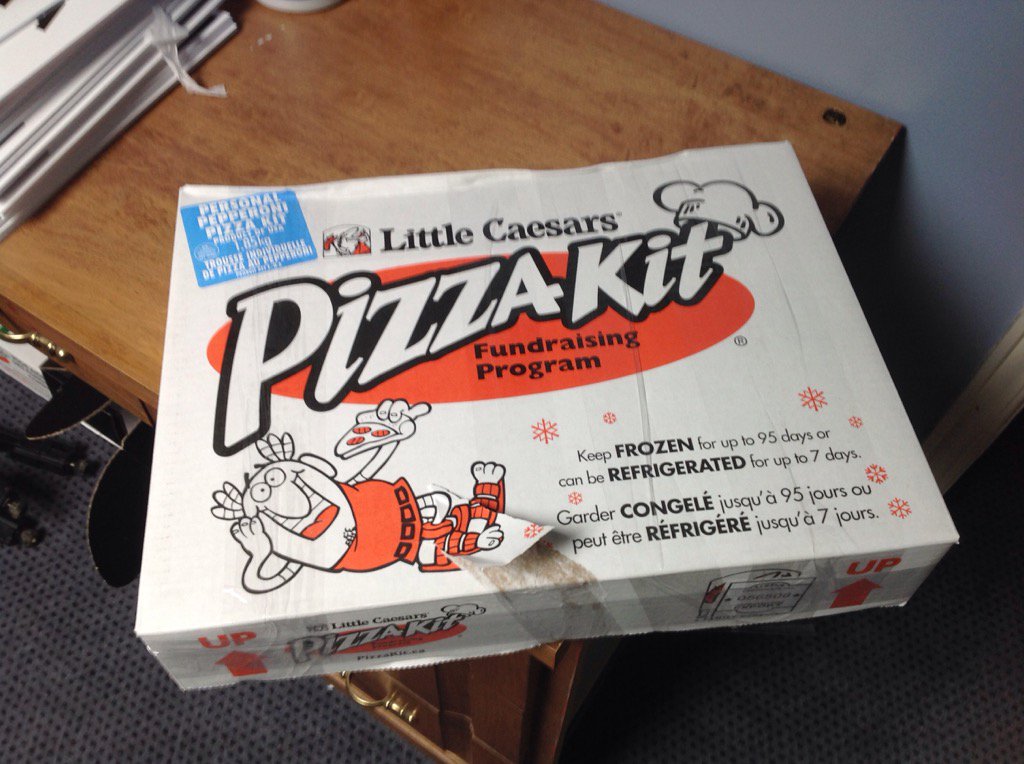 phhermans's tweet image. Sending some soil samples to @alcanadalabs wondering if receptionist will think supper has arrived! #RecycleBoxes