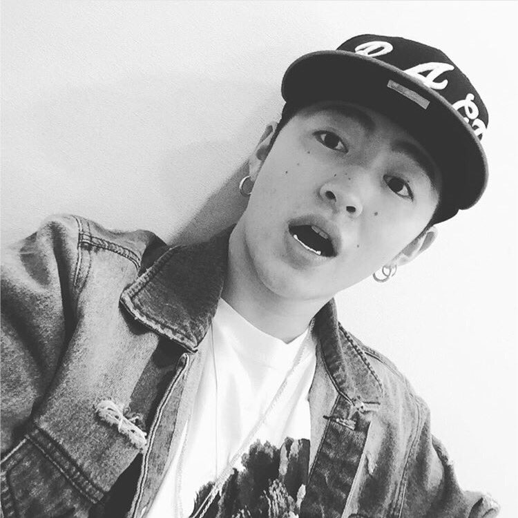 GENE1_Rola's tweet photo. やってみたかったやつやる！

100RT→んーっと…

500RT→EXILEの…

700RT→GENEの佐野！

1000RT→有名有名！

1500RT→知らない奴いるの？笑

♯佐野玲於の有名度調査
♯全然来なかったら消す https://t.co/mCOdr8cafQ