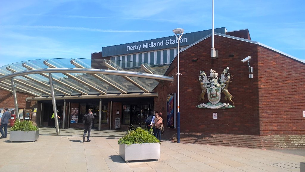paul_reNEWS's tweet photo. Always a pleasure to be visiting @RVEL_Derby at the home of railway engineering https://t.co/hQIs9AYo9M