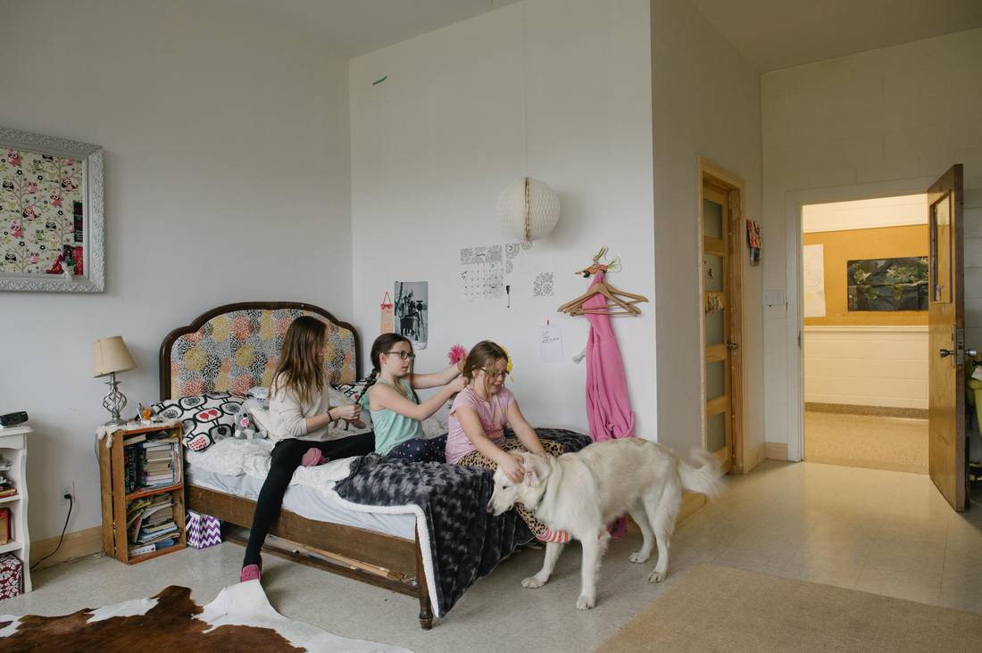 QuinteLiving's tweet photo. Here's how one family made the big switch from city to county: #BayofQuinte @VisitTheCounty…/buff.ly/1WAou0g https://t.co/QAbKbb6Y2q