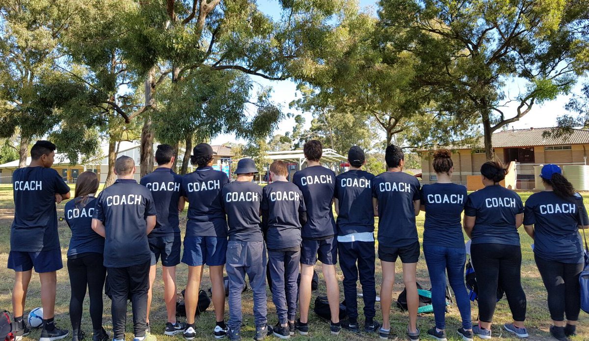 CreatingChances's tweet image. Love seeing @JamesMeehanHS students step up as role models to children in the community #CreatingCoaches