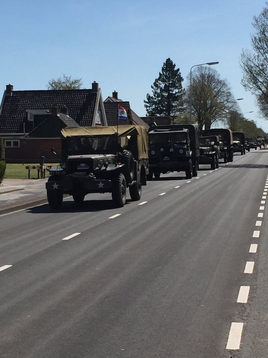 Tjeerd1977's tweet photo. #Damwâld @keepthemrolling #5mei #bevrijdingdag https://t.co/WDLI0WJxYZ