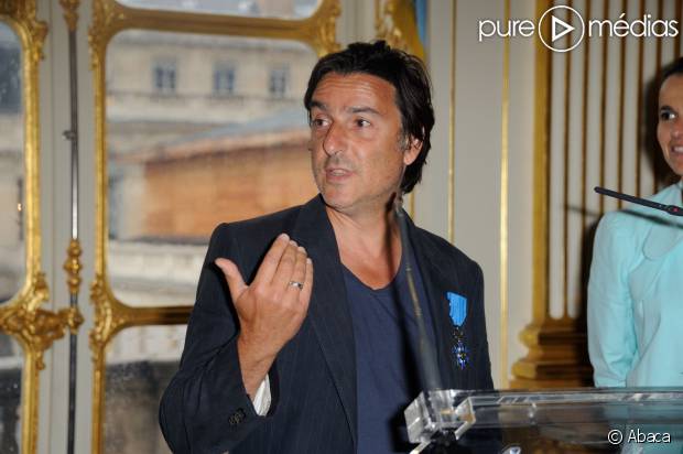 puremedias's tweet photo. Coup de gueule d'Yvan Attal contre le Festival de Cannes https://t.co/7HVPVLMASi https://t.co/HH0Hvlo6fC
