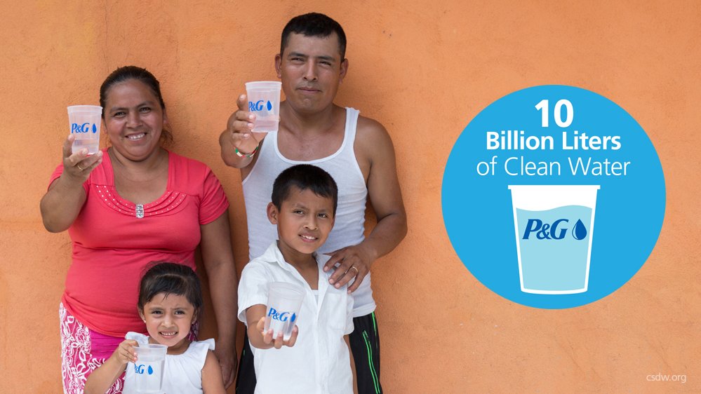 Thank you + DANKE <a href="/roteskreuz_de/">Deutsches Rotes Kreuz</a>  for supporting #powerofclean #10BillionLiters #SetzeEinZeichen #DRK <a href="/PGDeutschland/">P&G Deutschland</a>