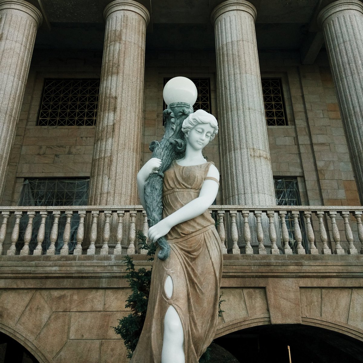 joshuablueee's tweet photo. The Temple of Leah in Cebu is a work of art built as a symbol of a manβs undying love to his wife.Β #CeBlue π https://t.co/HfxrW8ZB78