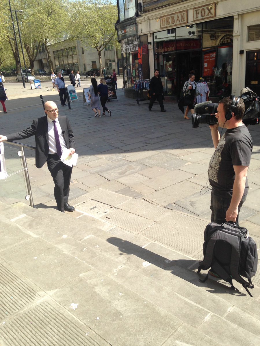 That Martin Jones from <a href="/bbcpointswest/">BBC Points West</a> is interrupting <a href="/TonyDDyer/">Tony Dyer</a>&amp; me telling! ;) 
<a href="/bristolgreen/">Bristol Green Party</a> #VoteGreen2016