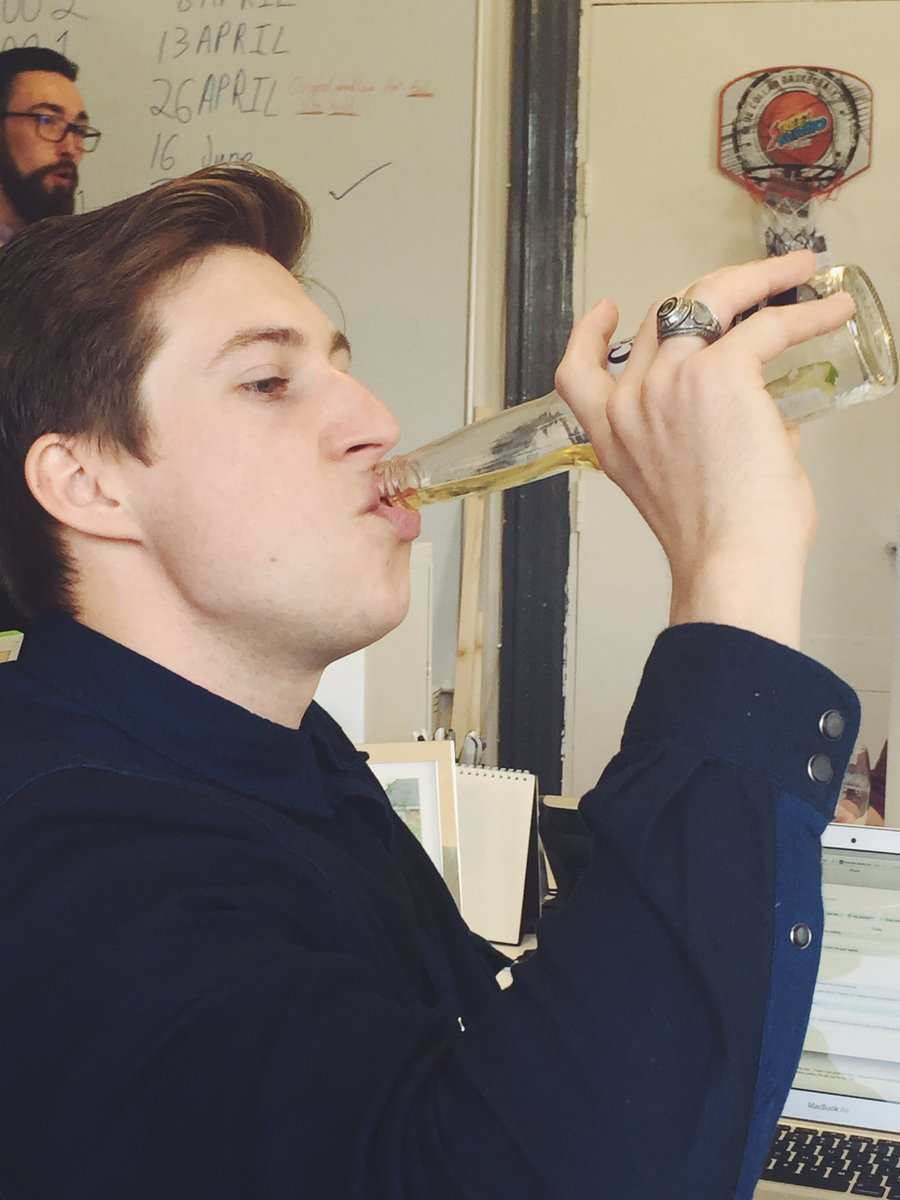 Illustrate Digital tweet media