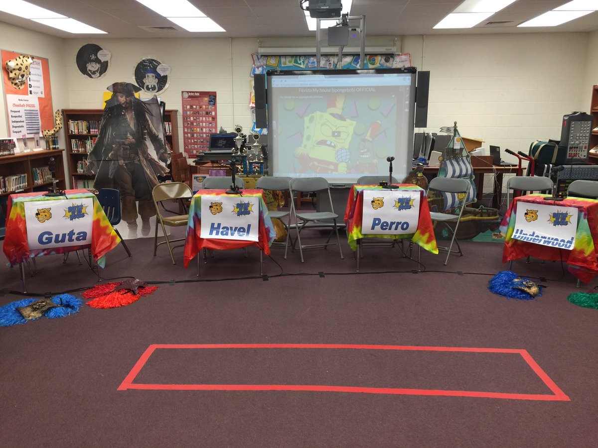 ibeforlsu's tweet photo. Battle of the Books getting ready to go down @MCherryStreet !!!  @storylori1 https://t.co/vhTjOPqcjY
