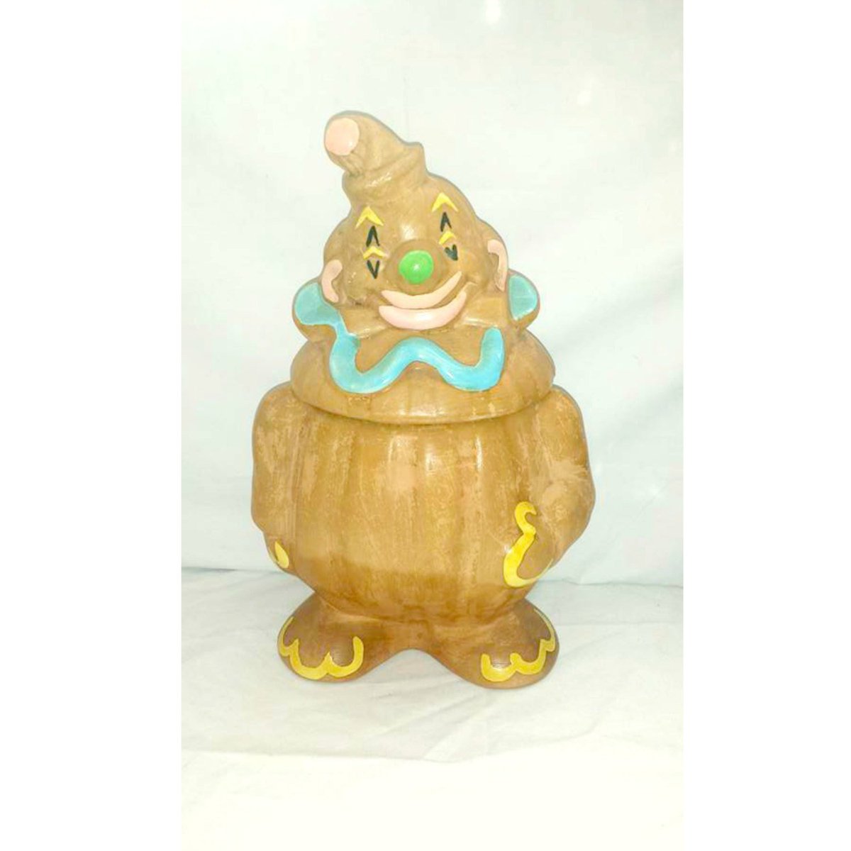JunkYardBlonde's tweet photo. DeForest Of California CLOWN Cookie Jar,Collectible Clown Cookie Jar,… https://t.co/gokBt6sWtv #shabby #OfCalifornia https://t.co/fZkvLmTINZ