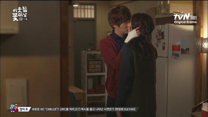 Красавчик по соседству 2013. Красавчик по соседству 2013. Красавчик по соседству 2013. Мой сосед красавчик дорама поцелуй. Мой сосед красавчик дорама.