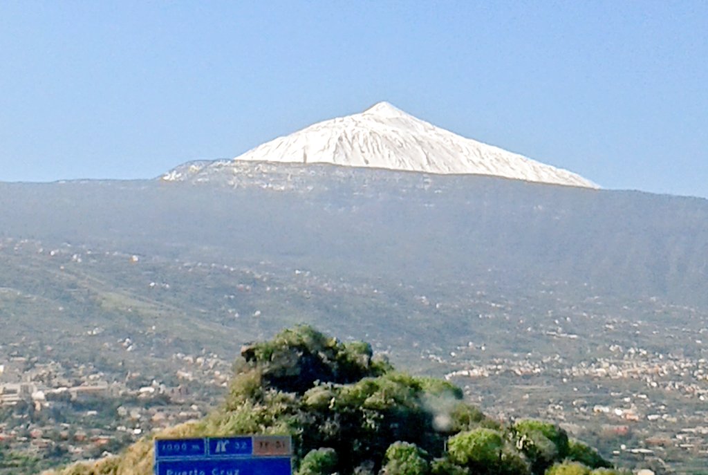 ClimbingEvo's tweet photo. "Padre Teide"
#ClimbingEvolution#HaraSportCenter#BeMutant#boulder#climbing#movingtheplanet https://t.co/AnpQwK3H12