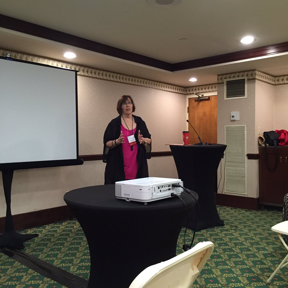 MillNeckSchools's tweet photo. Loretta Murray of Mill Neck Services speaking at #longislandlibraryconference https://t.co/ZFAstjzoyC
