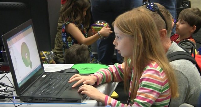 ANSYS's tweet photo. Student Versions of @SpaceClaim and #ANSYSAIM Cornerstones to New Academic Initiative https://t.co/4WBiVmI5nM #STEM https://t.co/DcTXrqYlKN