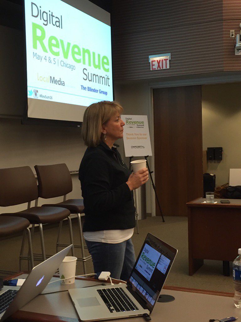 LocalMediaAssoc's tweet photo. @localmediarocks kick off today's #revsum16 with an open discussion of yesterday's takeaways https://t.co/F0DiYNLWAO