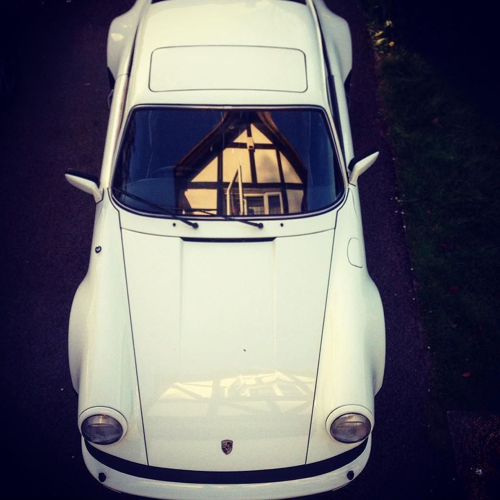 OnlyCarrera's tweet image. Back on the road after full underside Waxoyl treatment - bye bye rust. #porsche930 #porsche911turbo #waxoyl