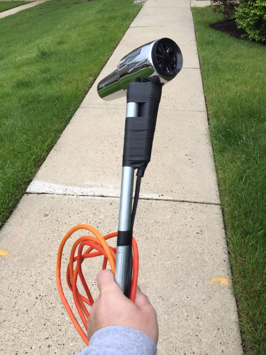 BigCCz's tweet photo. My contraption I made to test heat detectors! #alarmtech #heatgun #noladder https://t.co/ANTmB1lorj
