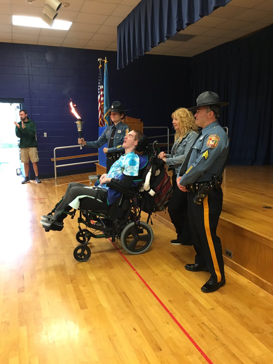 MrsBeasley10's tweet photo. Jonh G. Leach Opening Ceremony for MATP Special  Olympics https://t.co/Vc98lf3C81