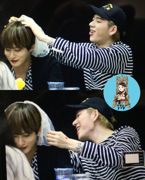 Zihyo_Pics's tweet photo. Help
#Zihyo #Jaeco #blockb #jaehyo #zico 
#재효 #지코 #블락비 https://t.co/4W973zHPyw