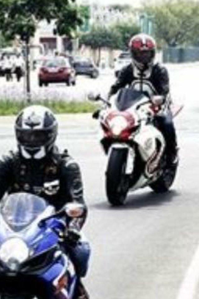 DeeLuckyStrike's tweet photo. 🏍⛽️⛰🏞🛣 All I need is Bike with full tank , mountains etc . https://t.co/pPDXvKZkq3