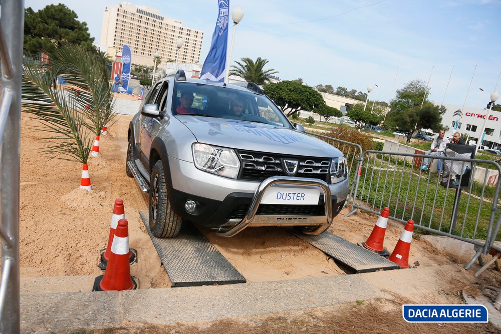 DaciaAlgerie's tweet photo. #RT si le test drive #DusterChallenge vous a fait aimer #Duster #Valley !
https://t.co/qevu5n36Ii https://t.co/j6ZeNJSHbE